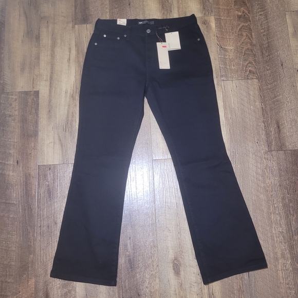 Levi's Denim - Levi's Women's Flare/Bootcut Black Jeans NWTS/t112